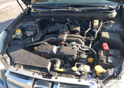 2013 Subaru Outback 2.5I Premium из США, поврежденный, VIN 4S4BRCCC9D3314946